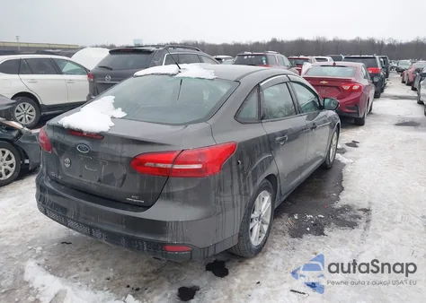 2016 Ford Focus Se z USA, uszkodzony, nr VIN 1FADP3F2XGL269144